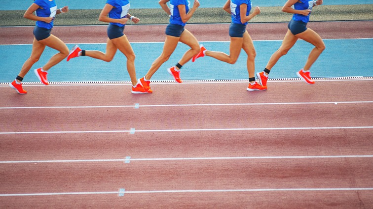 如何应对“打枪”压力？在连续失利时保持摆牌逻辑的清晰。（连败挨“打枪”，如何稳住摆牌逻辑？）